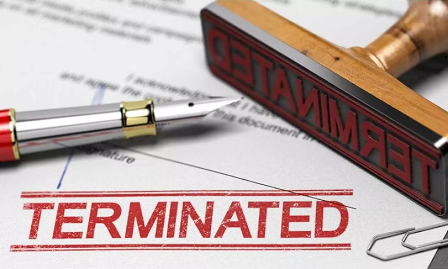 Read more about the article Doctor sacked for reporting drunk on duty at Nandgaon Hospital