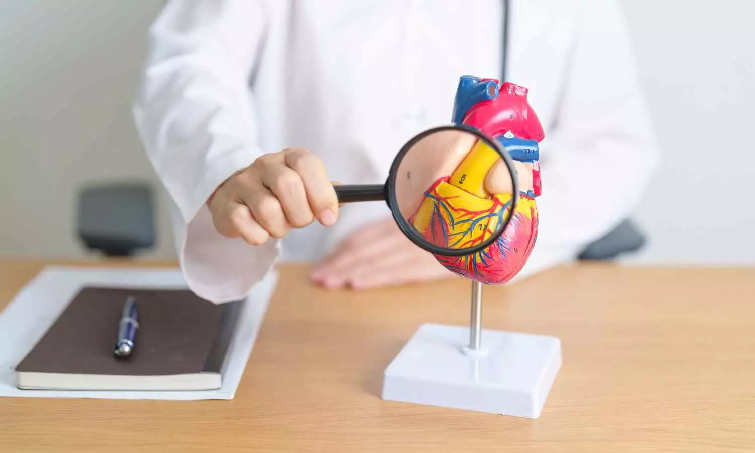 You are currently viewing Amiodarone Linked to Higher Risk of Thyrotoxicosis in AF Patients: Study