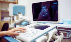 Read more about the article First impressions count: How babies are talked about during ultrasounds impacts parent perceptions, caregiving relationship