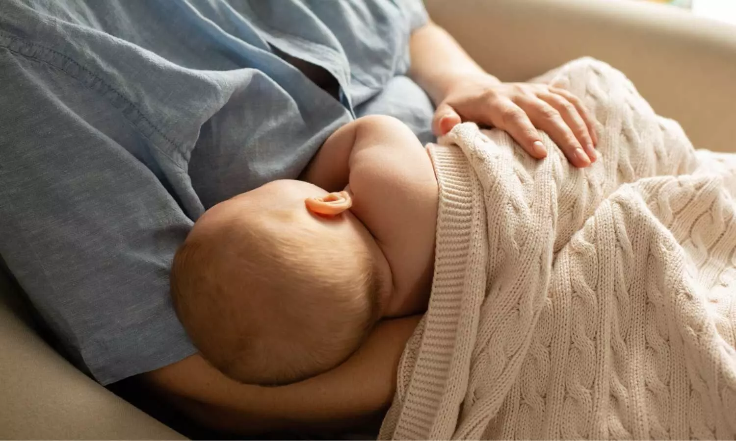 You are currently viewing Breastfeeding may lower mums’ later life depression/anxiety risks for up to 10 years after pregnancy