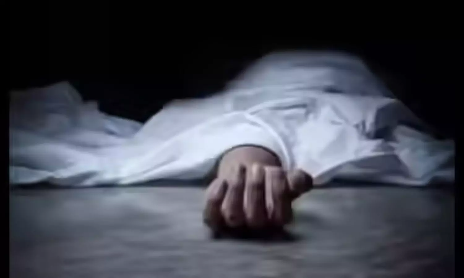 You are currently viewing 25-year-old Paediatrics medico dies in scooter-tanker collision inside Karnataka’s hospital campus