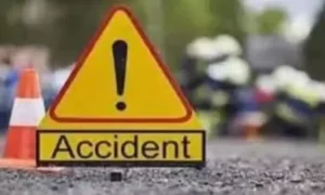 Read more about the article Pharma Company Bus Overturns in Miyapur, 10 Employees Injured, Probe Underway