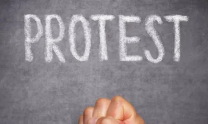 Read more about the article JnK NHM staff launch 72-Hour strike over demand for regularisation, salary deductions