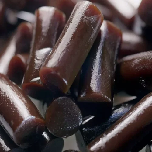 Licorice Extract Gel Shows Potential as Natural Anticaries Agent: Study