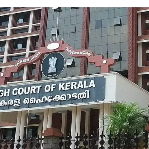 Hospitals must display rates: Kerala HC