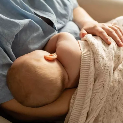 Breastfeeding may lower mums’ later life depression/anxiety risks for up to 10 years after pregnancy