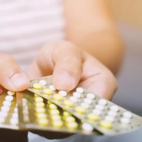 Hormone Therapy for VMS: Safe in Women 50-59, Risky in Those 70+, Finds JAMA Study