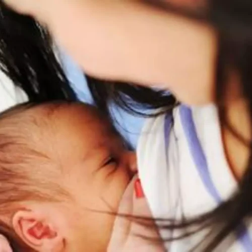 Study finds no hypoglycemia risk: Breastfeeding Safe for At-Risk Neonates Despite Lower Glucose Levels