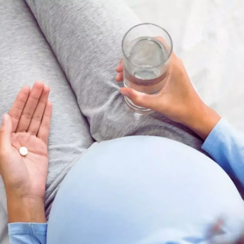 Use of Common UTI Antibiotic in First-Trimester linked to Birth Defects: JAMA