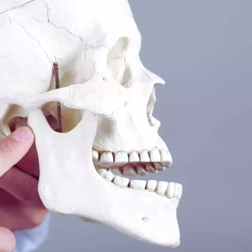 Mandibular Devices Effective for Severe Sleep Apnea with Hypertension: Study