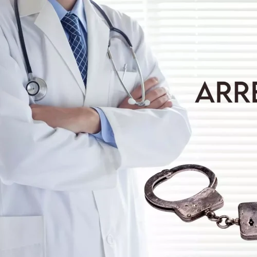 Senior medical officer, clerk caught red-handed taking bribe for audit clearance