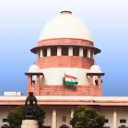 Supreme Court issues notice to NBE, NMC on plea challenging NEET PG 2025 reduced cutoff