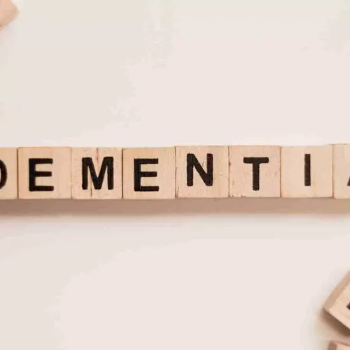 Study shows why living in a disadvantaged neighborhood may increase dementia risk