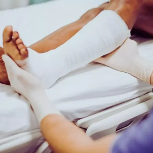 Indian Orthopedics: New Study Traces Its Evolution From Ancient Traditions to Global Leadership