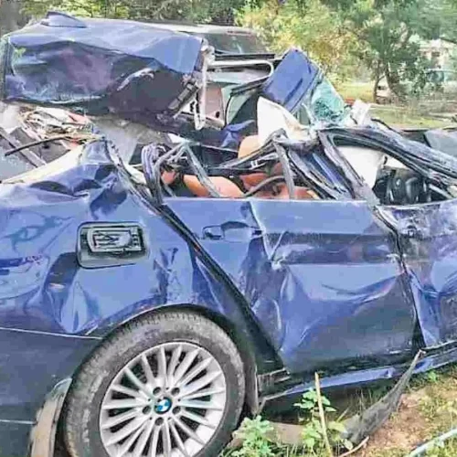 1 dead, 4 injured as Balaji Medical College Chromepet students’ car rams lorry